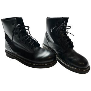 Vintage Dr. Martins 1460 Made In England Womens Size 7 Black Leather Combat Boot